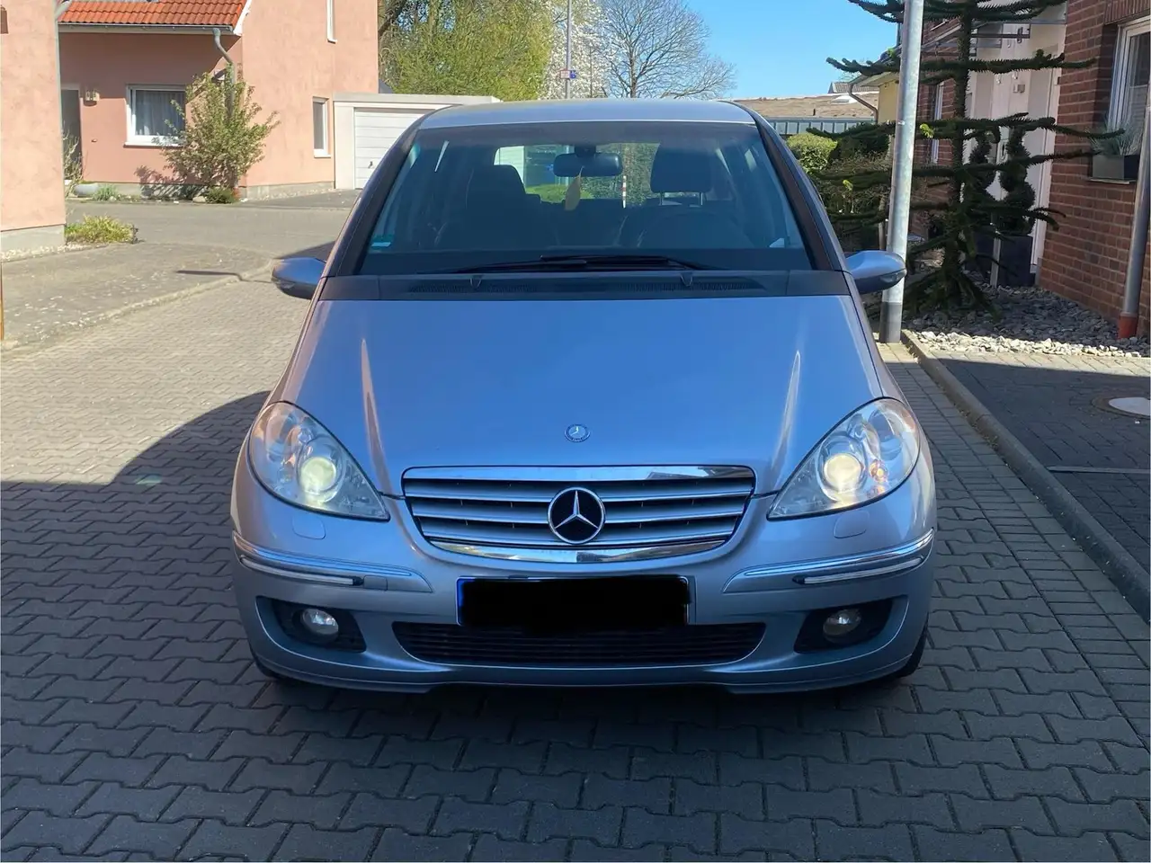 Mercedes-Benz A 200