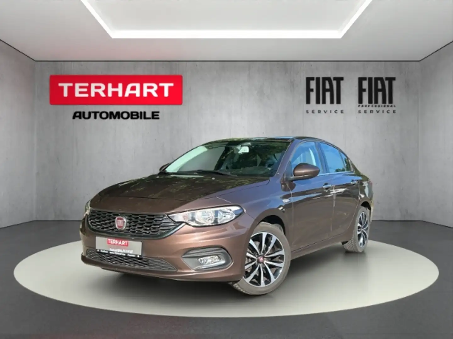 Fiat Tipo Lounge 1.4/Tempomat/Navi/PDC/Nebelscheinwerfer Brons - 1