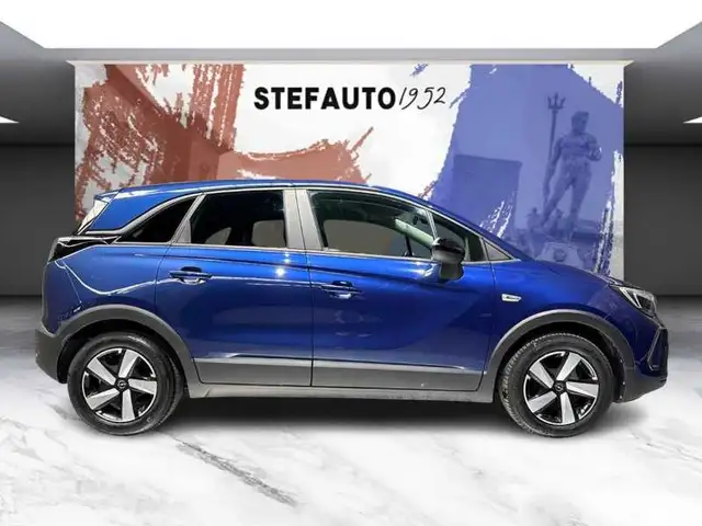 Opel Crossland view 3