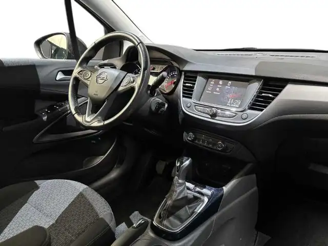 Opel Crossland view 15