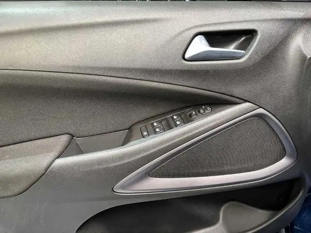 Opel Crossland view 10