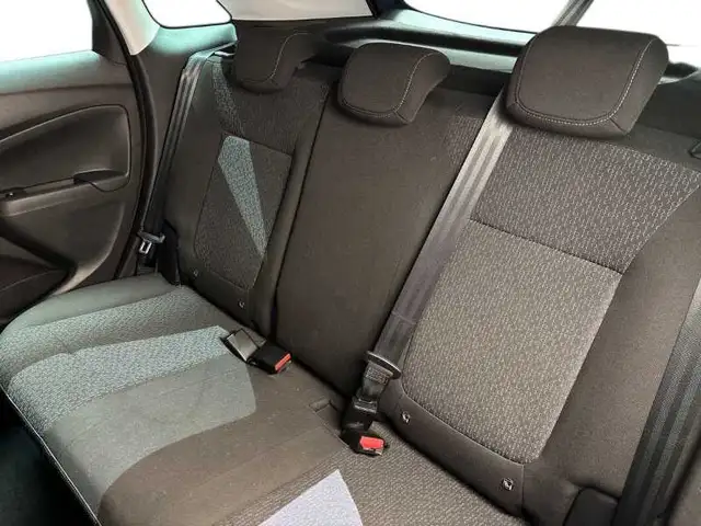 Opel Crossland view 9