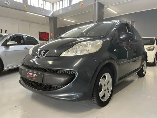 Peugeot 107 107 5p 1.0 12v Sweet Years