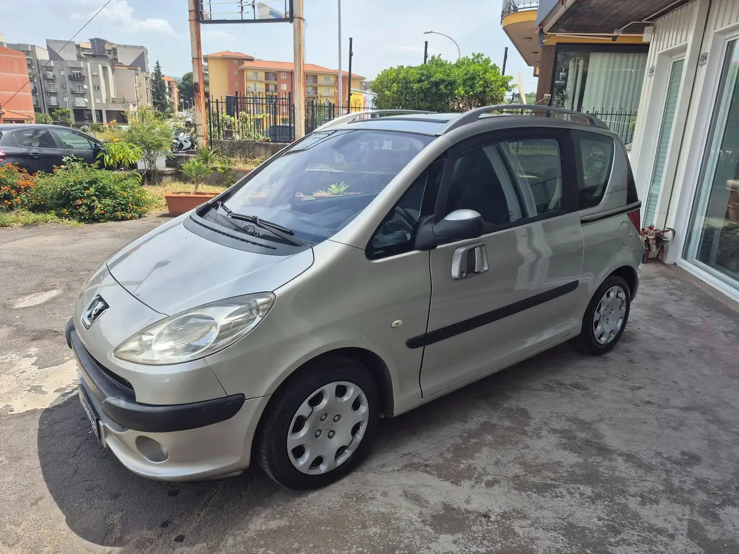 Peugeot 1007 1.4 hdi Happy Argento - 2