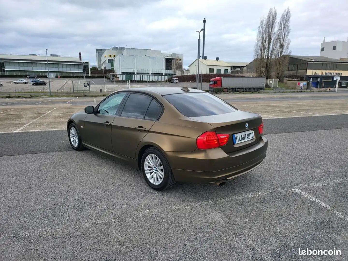 BMW 318 SERIE 318I 143CH Très Bon Etat... - 2