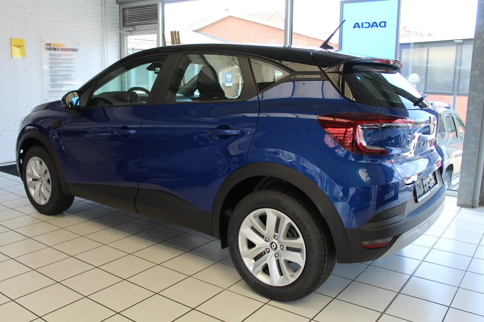 Renault Captur Equilibre 1.3 TCe 140 Mild-Hybrid Blu/Azzurro - 2