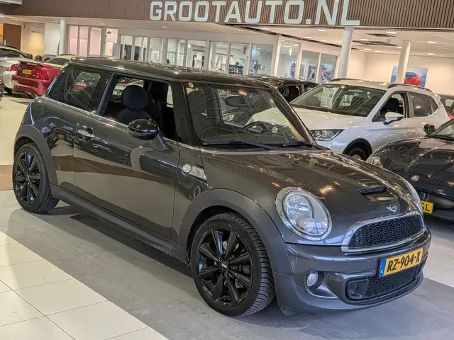 MINI Cooper S Mini 1.6 Pepper Airco, Stuurbekrachtiging