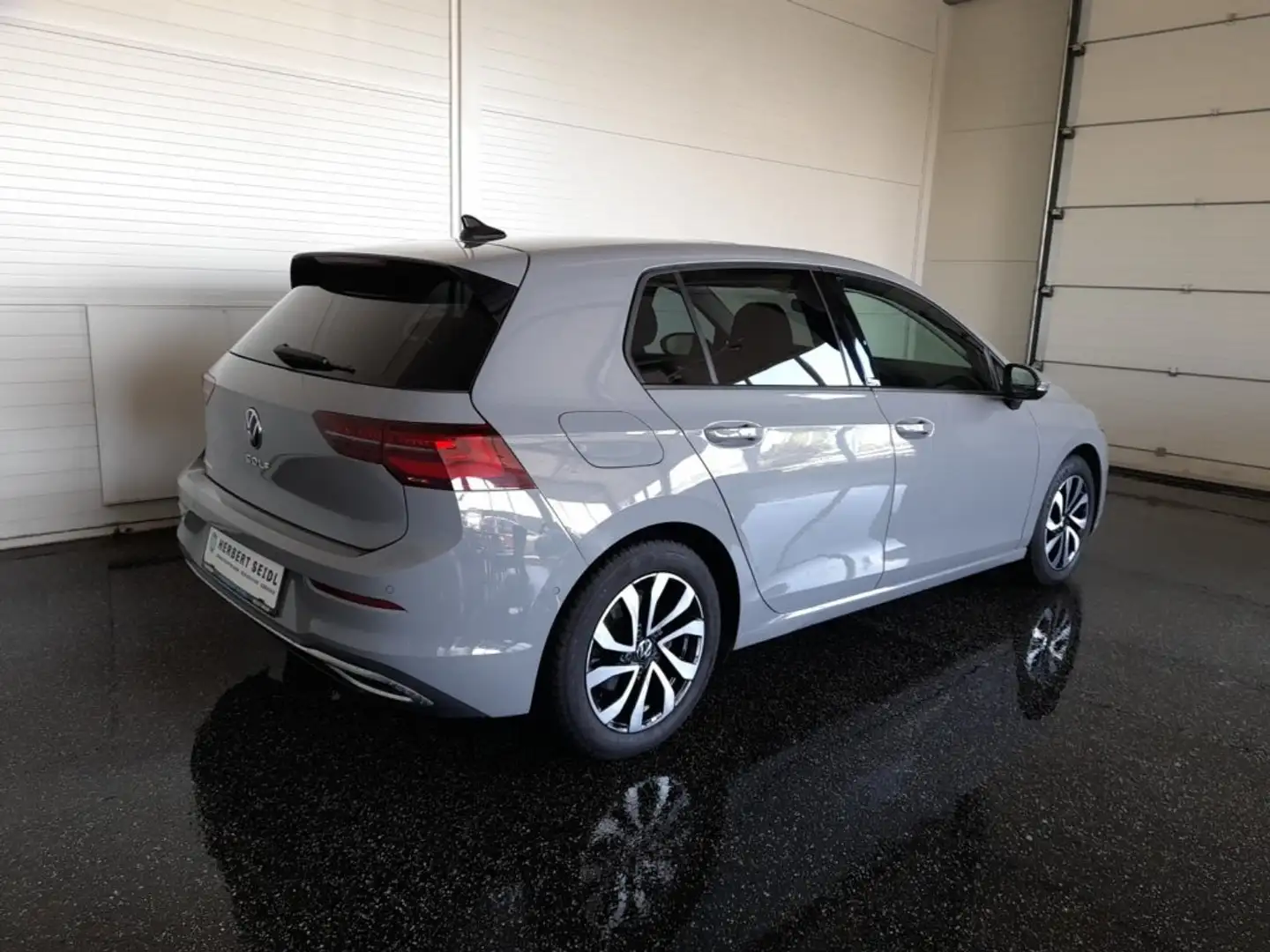 Volkswagen Golf VIII ACTIVE 2,0 TDI DSG *SKY / MATRIX-LED / HEAD-UP / VIRTUELL PRO / NAVI / AHV & KAMERA / ACC / KEYLESS* Grau - 2