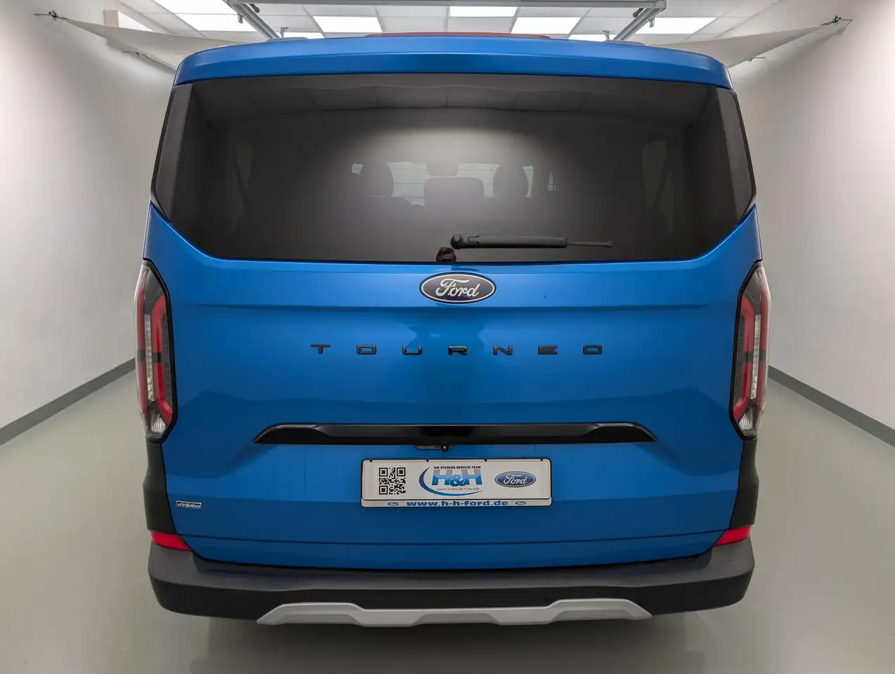 Ford Tourneo 2.5 Plug-in-Hybrid L1 Active AHK, миниатюра 5