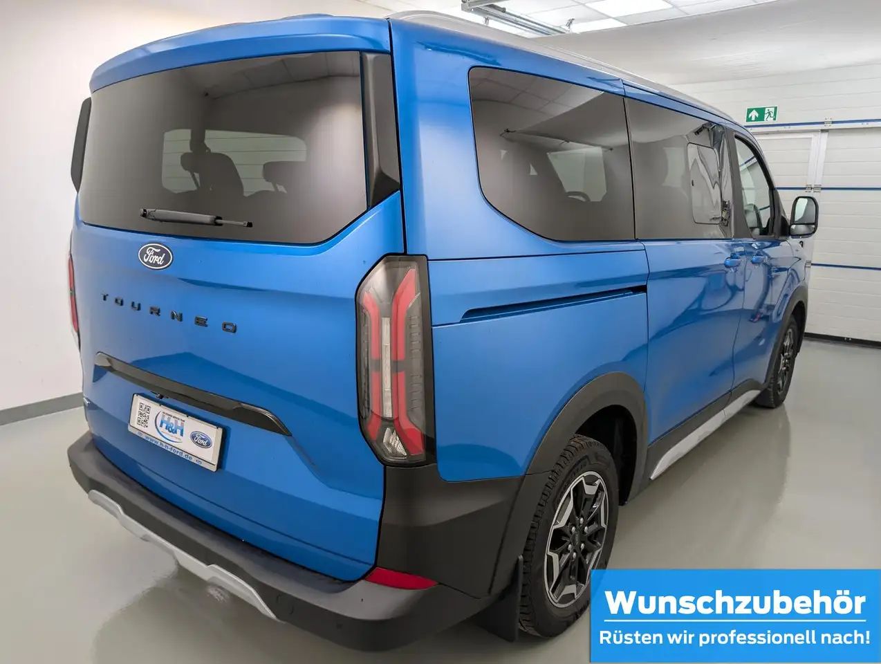 Ford Tourneo 2.5 Plug-in-Hybrid L1 Active AHK, миниатюра 4
