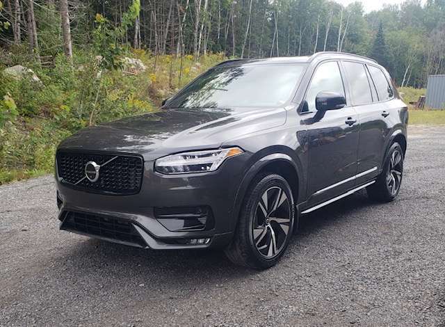 2023 Volvo XC90 Plus Dark Theme // CLEAN CARFAX
