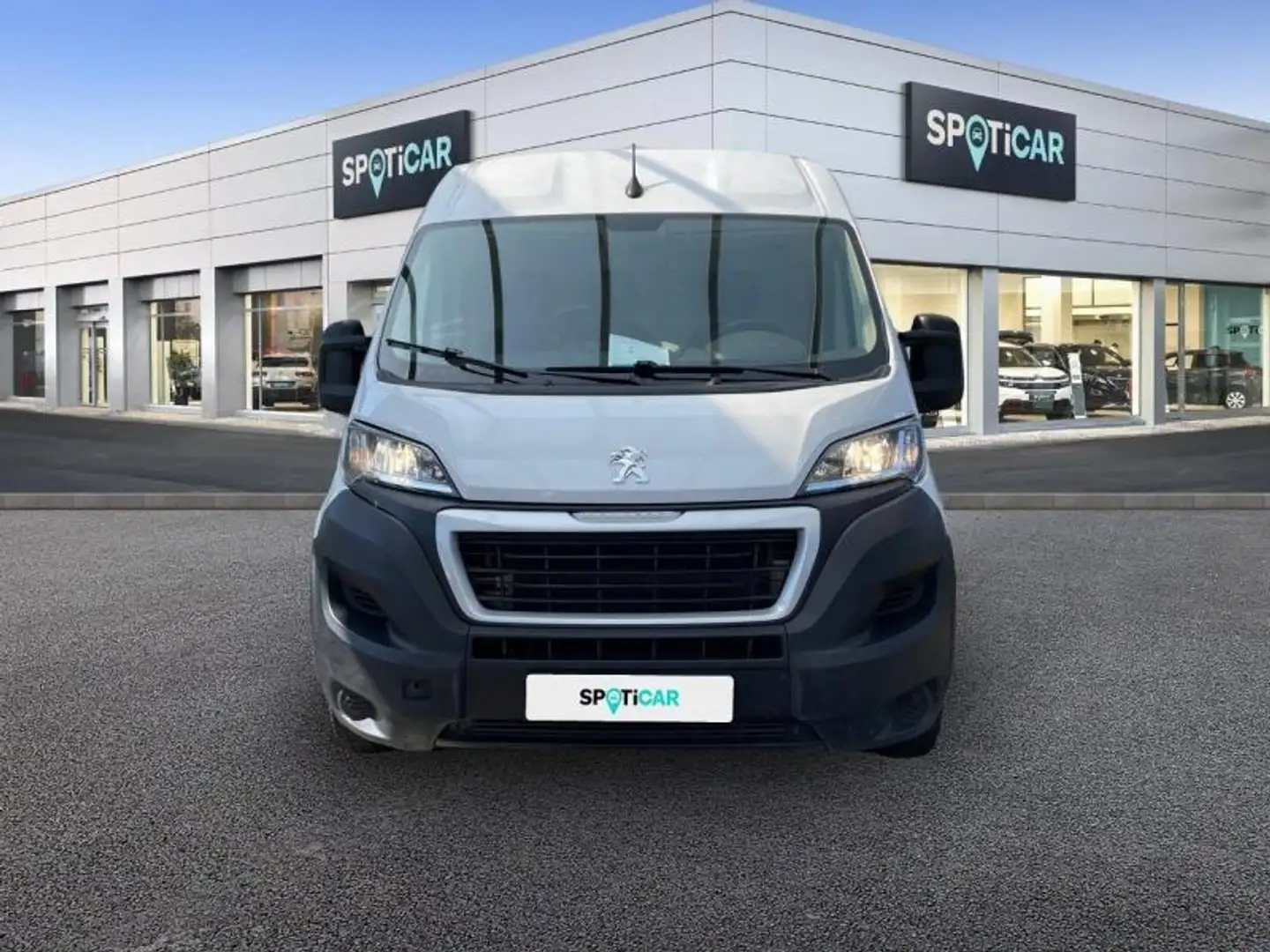 Peugeot Boxer 333 L2H2 2.2 BlueHDi S\u0026S 140ch Asphalt Blanc - 2