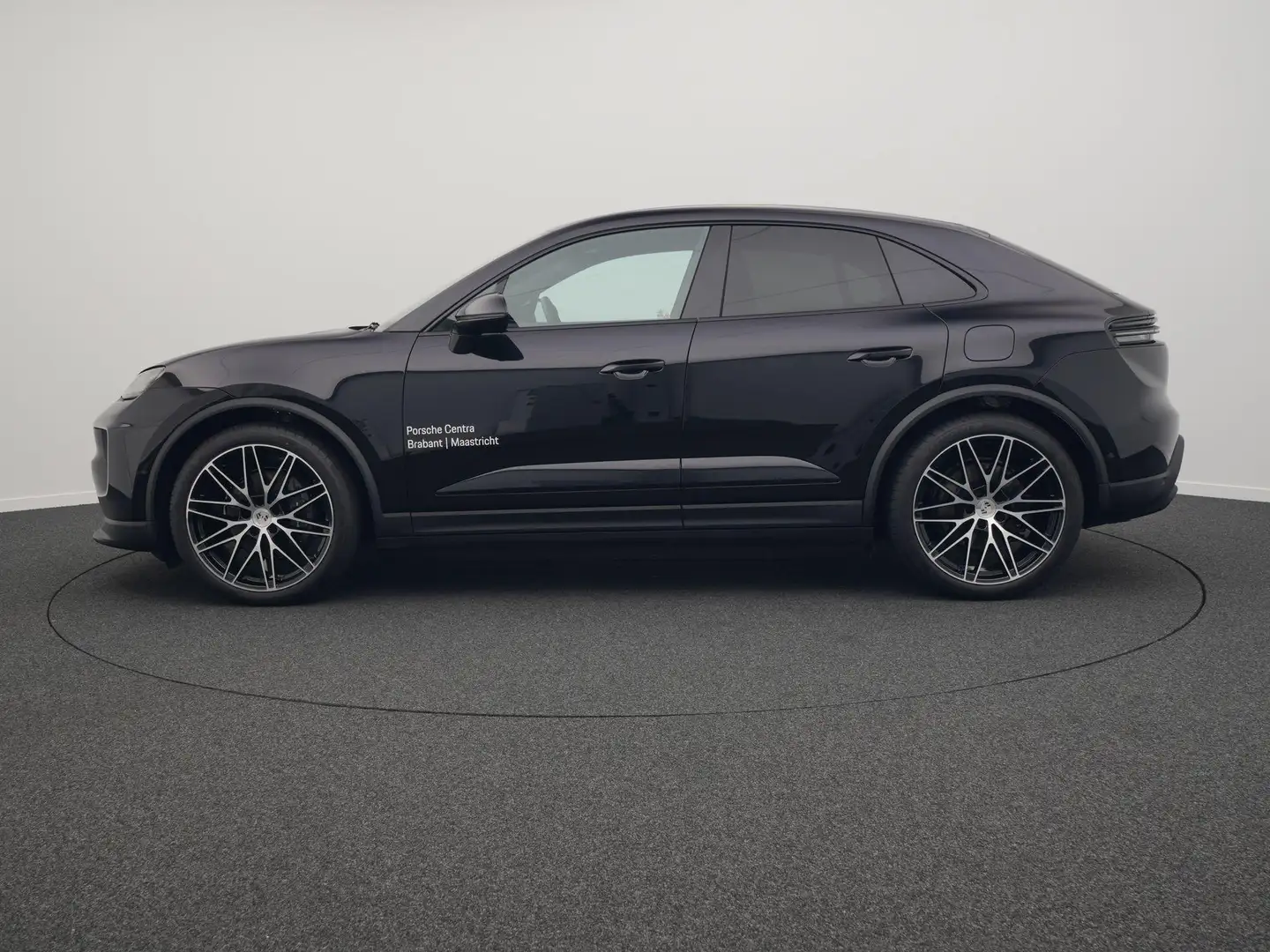Porsche Macan 4 - 2
