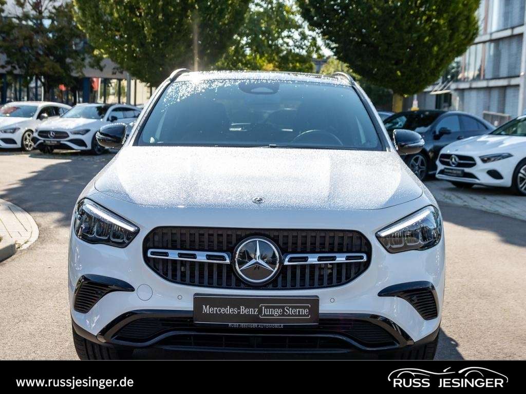 Mercedes-Benz GLA 180