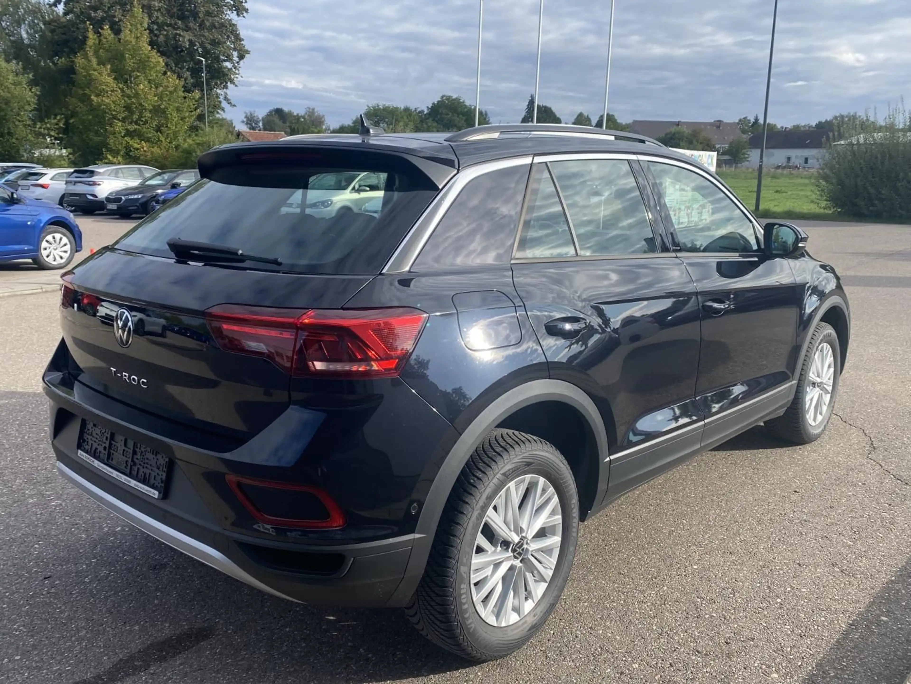 Volkswagen T-Roc 1.5 TSI DSG LIFE AHK+APP-CONNECT+VIRTUAL-C — photo 7