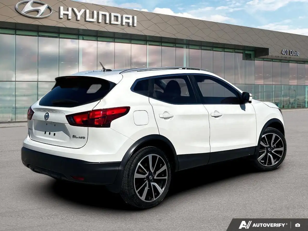 Nissan Qashqai снимка Nissan Qashqai