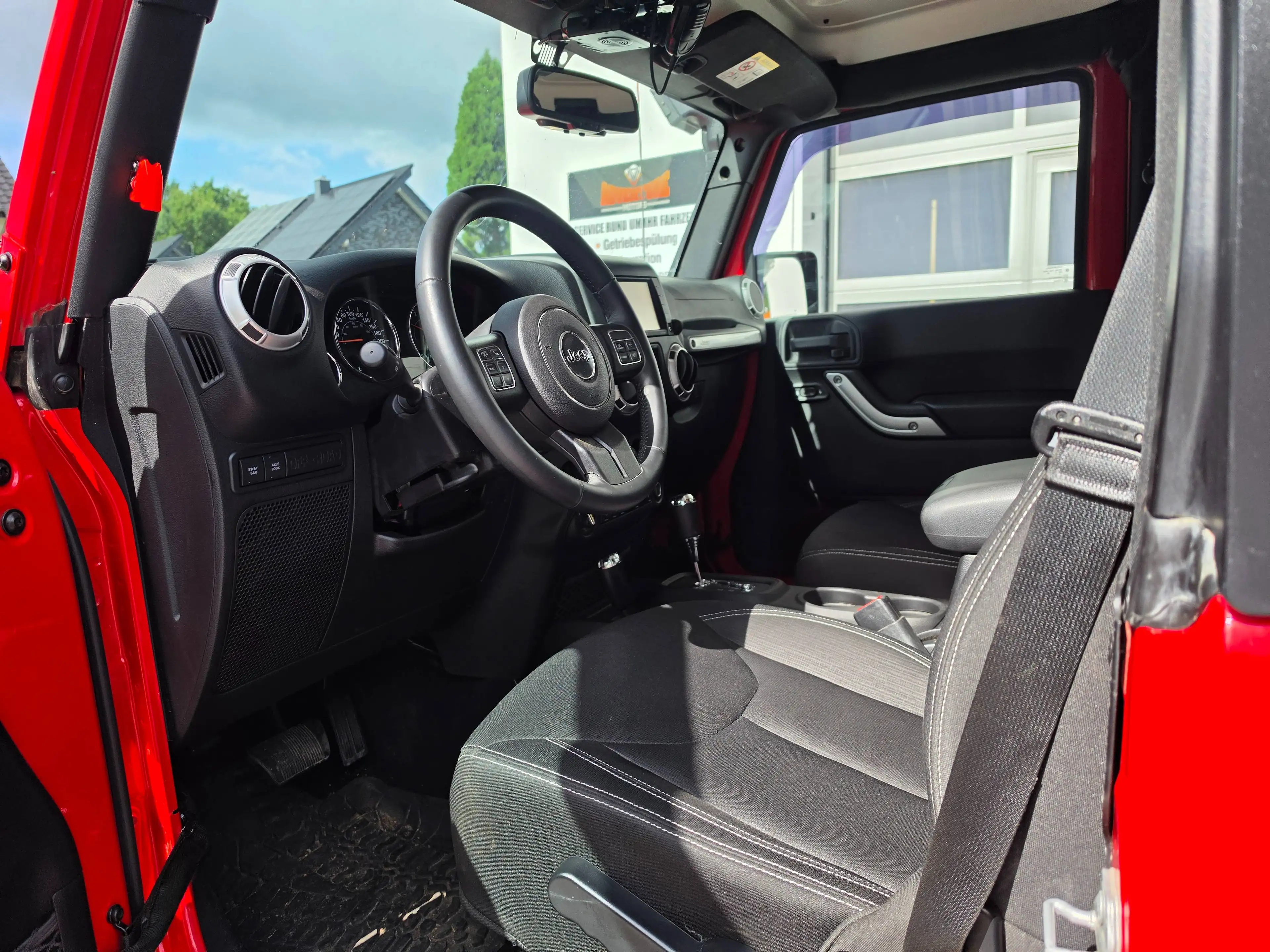 Jeep Wrangler Wrangler 2.8 CRD BIG RED RUBICON — photo 12