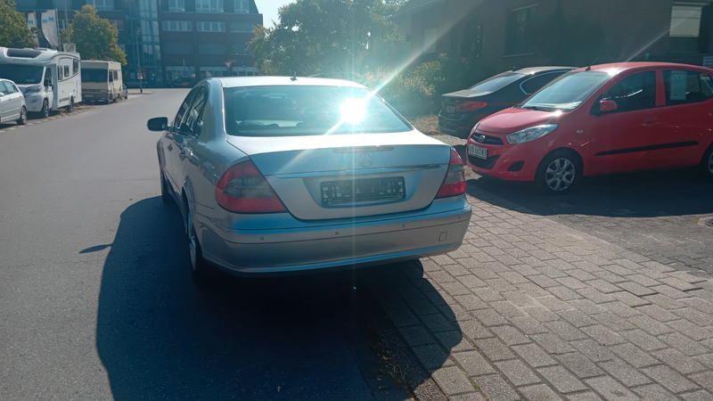 Mercedes-Benz E 200 Kompressor "Klma,SHZG,PDC vo.+hi.,2.Hand" — photo 10