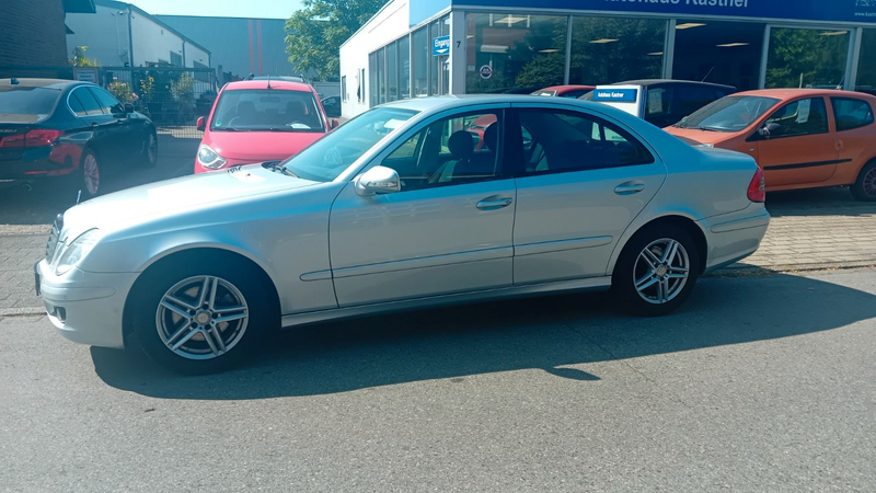 Mercedes-Benz E 200 Kompressor "Klma,SHZG,PDC vo.+hi.,2.Hand" — photo 4