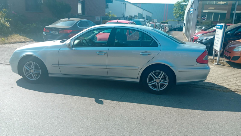 Mercedes-Benz E 200 Kompressor "Klma,SHZG,PDC vo.+hi.,2.Hand" — photo 6