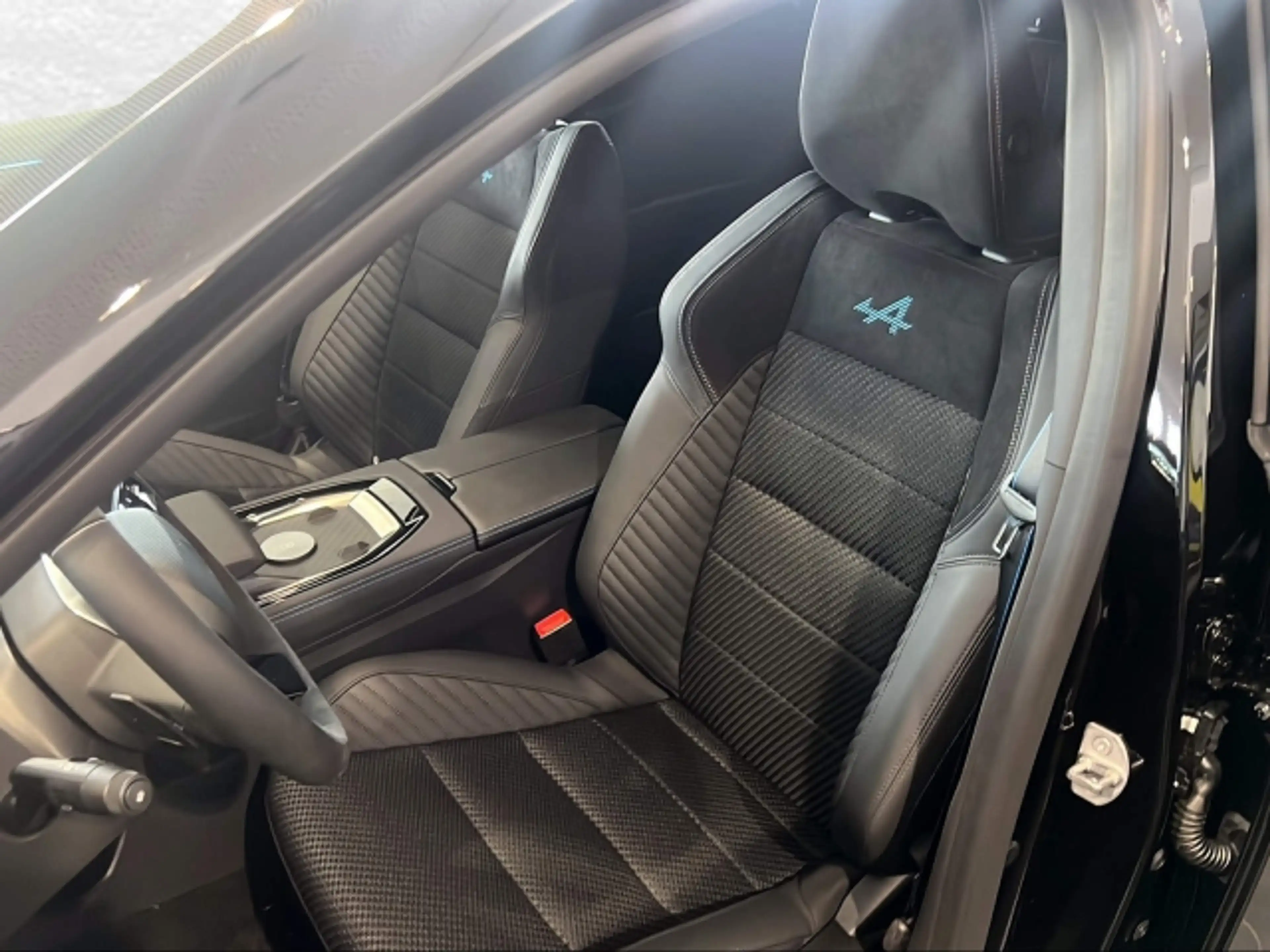 Renault Espace ESPACE Esprit Alpine Full Hybrid E-Tech 200 5-Sit — photo 12
