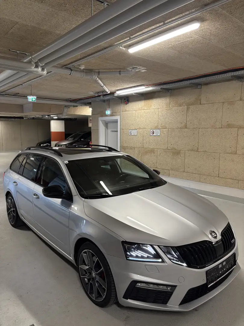 Skoda Octavia Combi RS 2,0 TDI DSG - 2