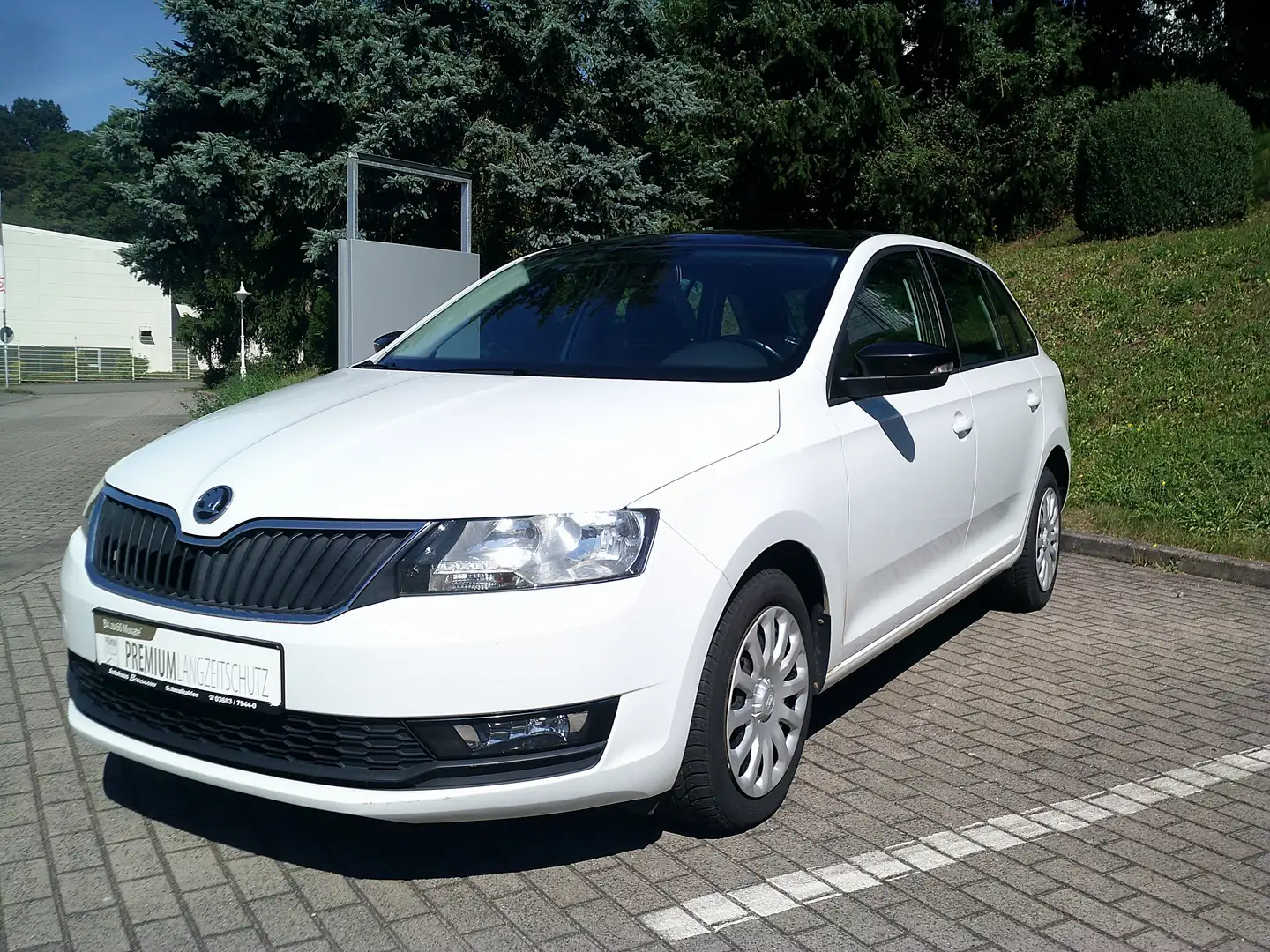 Skoda Rapid/Spaceback Rapid Spaceback Rapid Spaceback 1.0 TSI Ambition Beyaz - 1