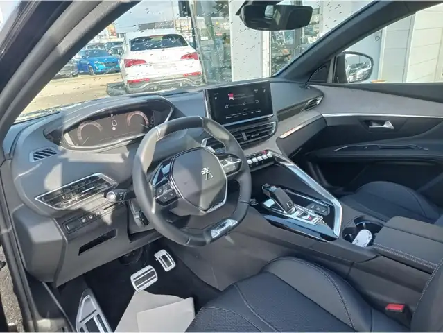 Peugeot 3008 view 9