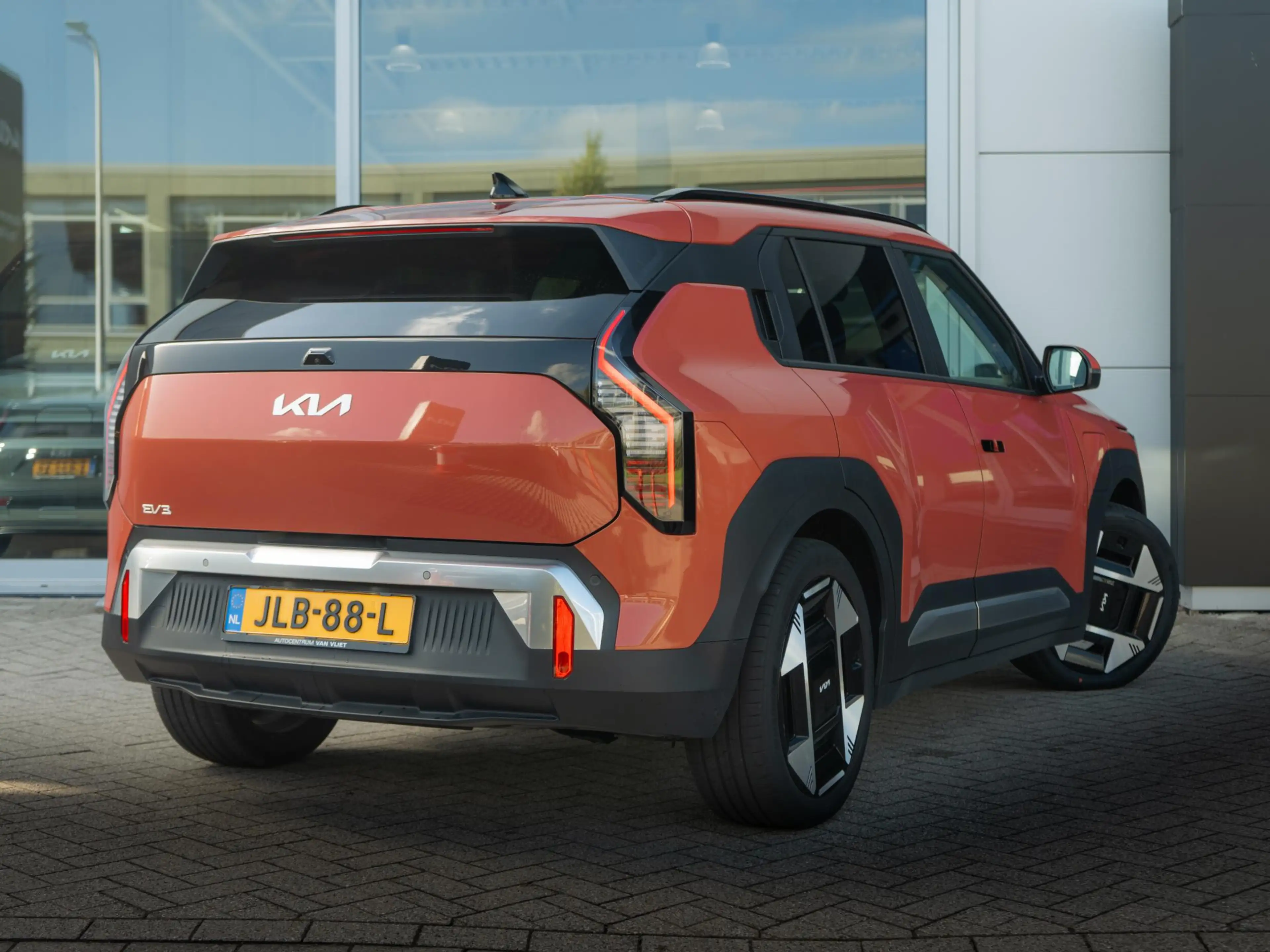 Kia EV3 Plus Advanced 81.4 kWh | Panorama Schuifkantel dak — photo 10