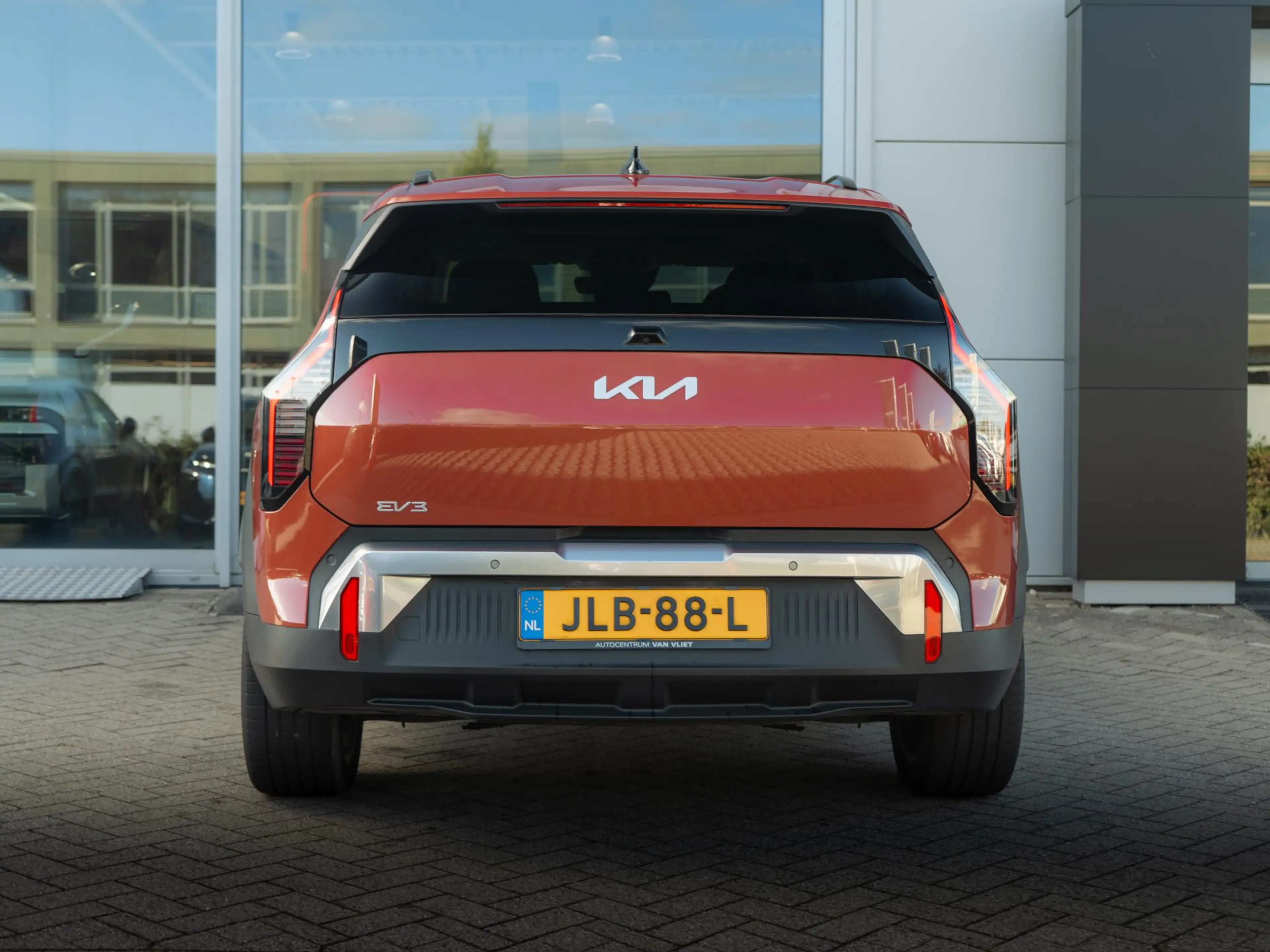 Kia EV3 Plus Advanced 81.4 kWh | Panorama Schuifkantel dak — photo 11