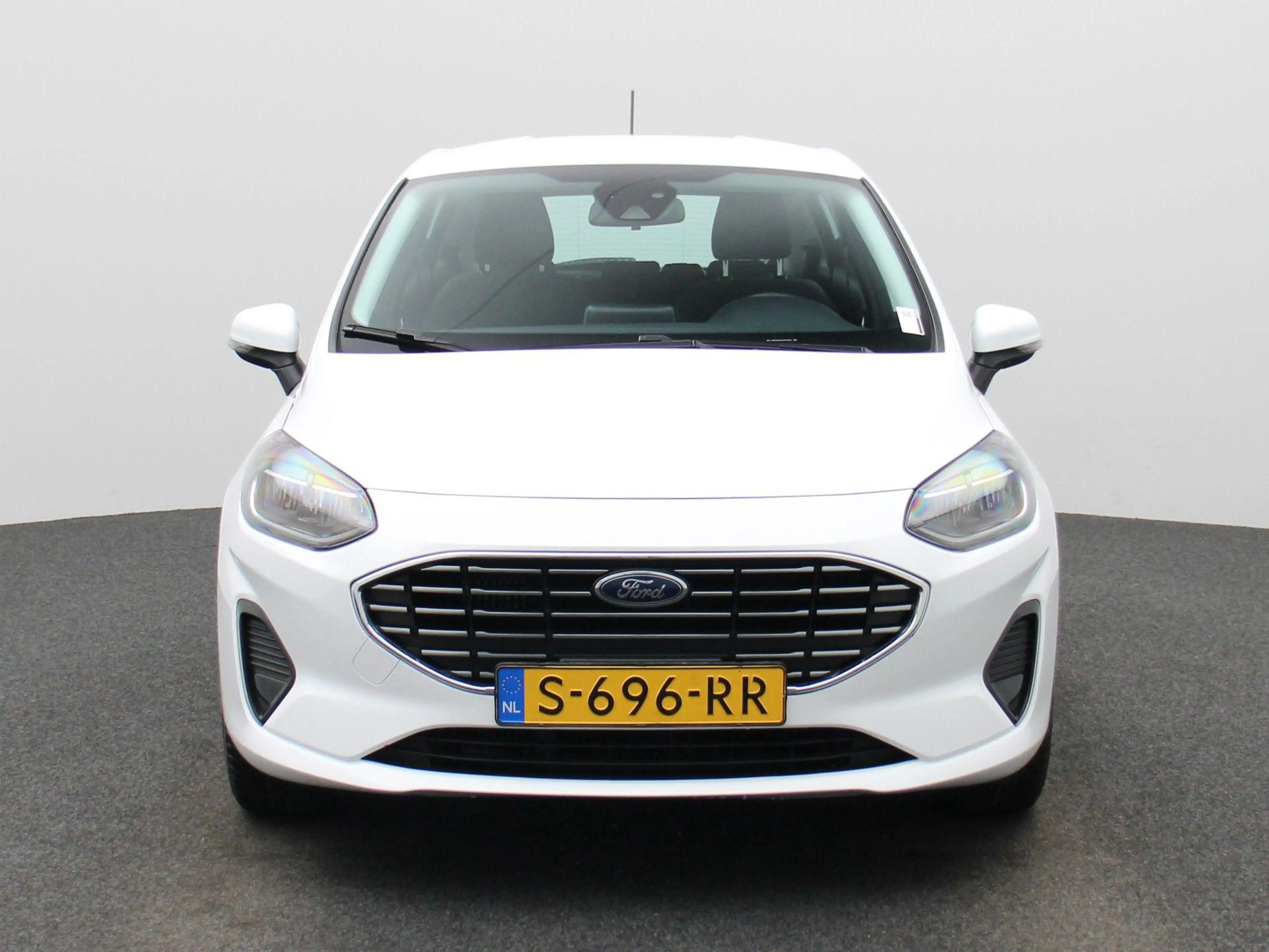 Ford Fiesta 1.0 EcoBoost Hybrid Titanium — photo 3