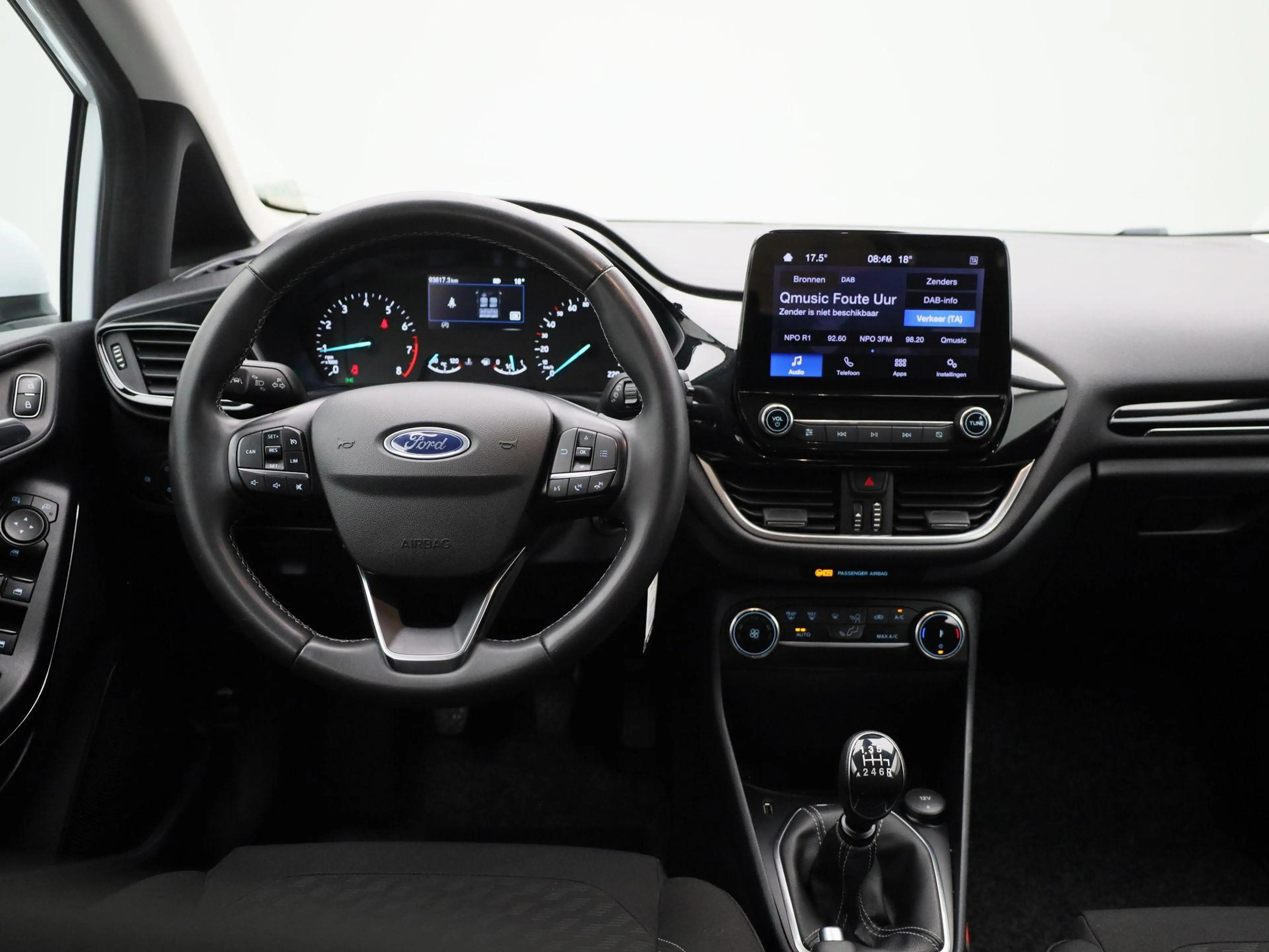 Ford Fiesta 1.0 EcoBoost Hybrid Titanium — photo 7