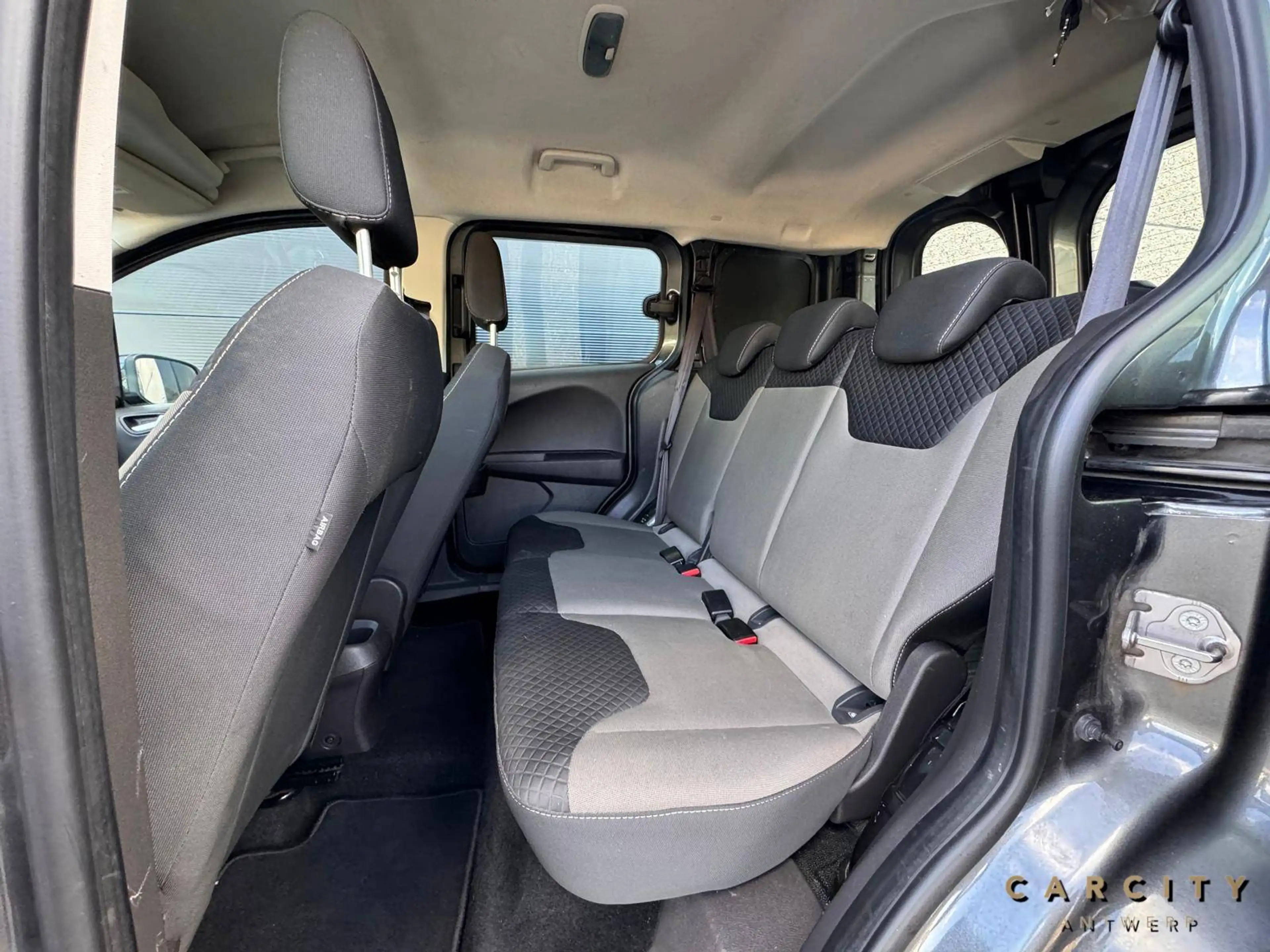 Ford Transit Courier Transit Courier | BLUETOOTH | AIRCO | TREKHAAK | 2 SCHUIFDEUREN — photo 13