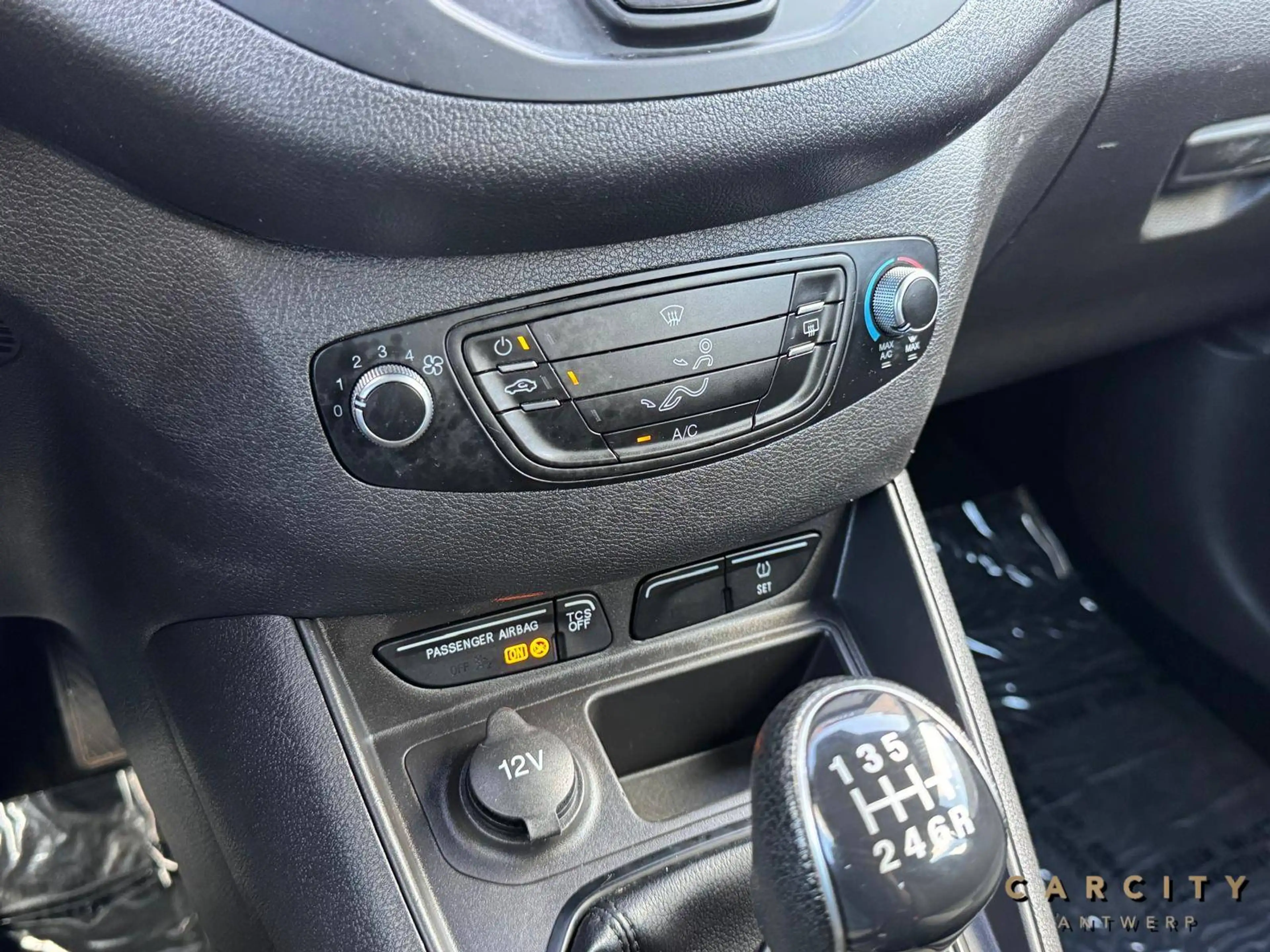 Ford Transit Courier Transit Courier | BLUETOOTH | AIRCO | TREKHAAK | 2 SCHUIFDEUREN — photo 15