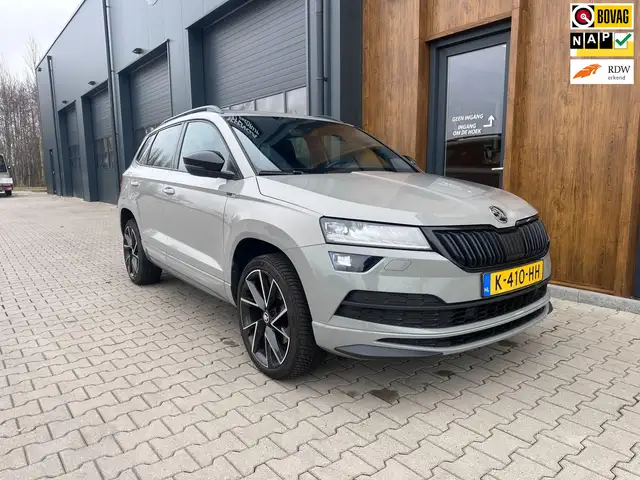 Skoda Karoq 1.5 TSI ACT Sportline l panorama l full options