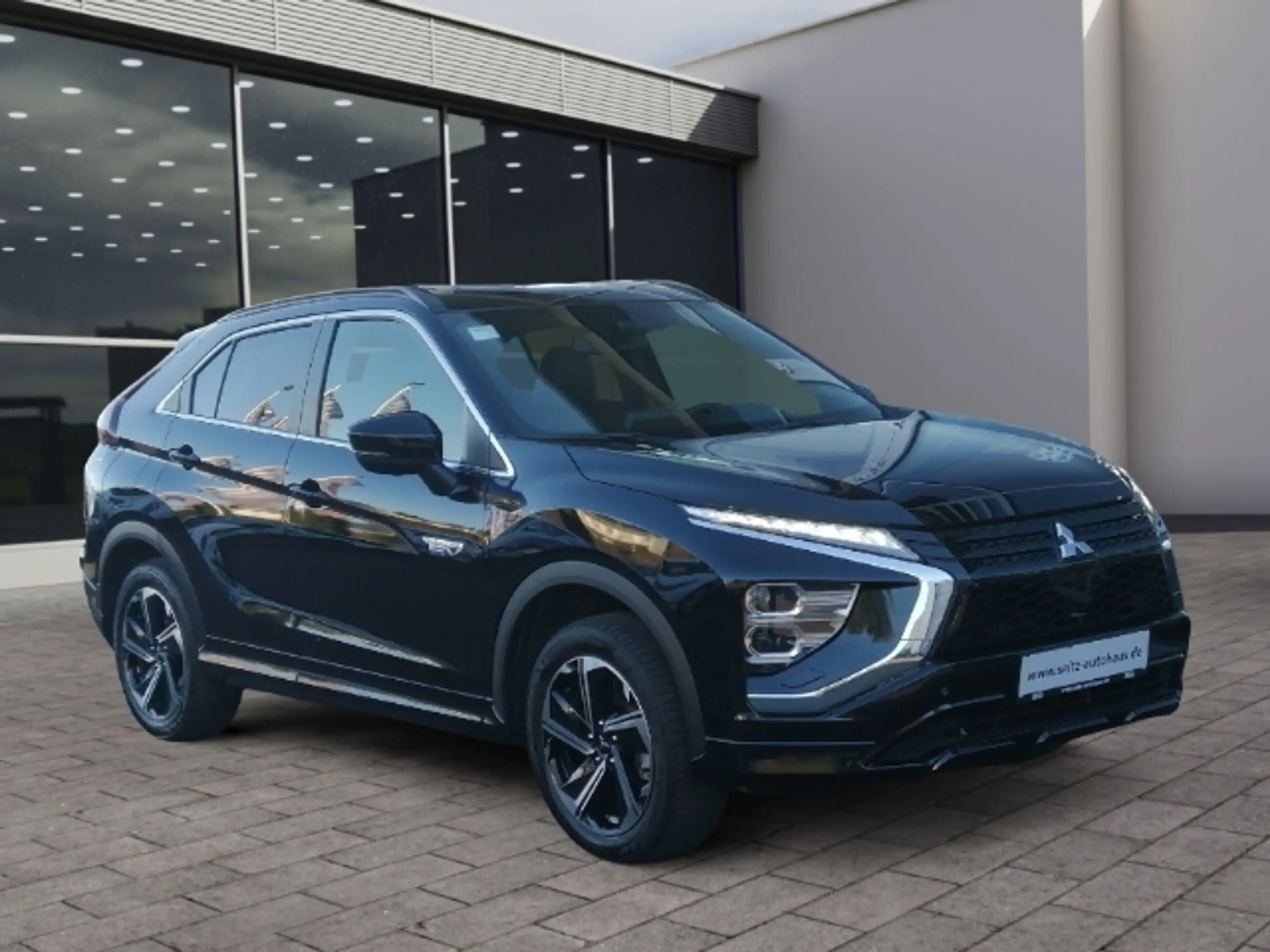 Mitsubishi Eclipse Cross Plus Select Hybrid 2.4 4WD Allwetter StandHZG Soun — photo 7