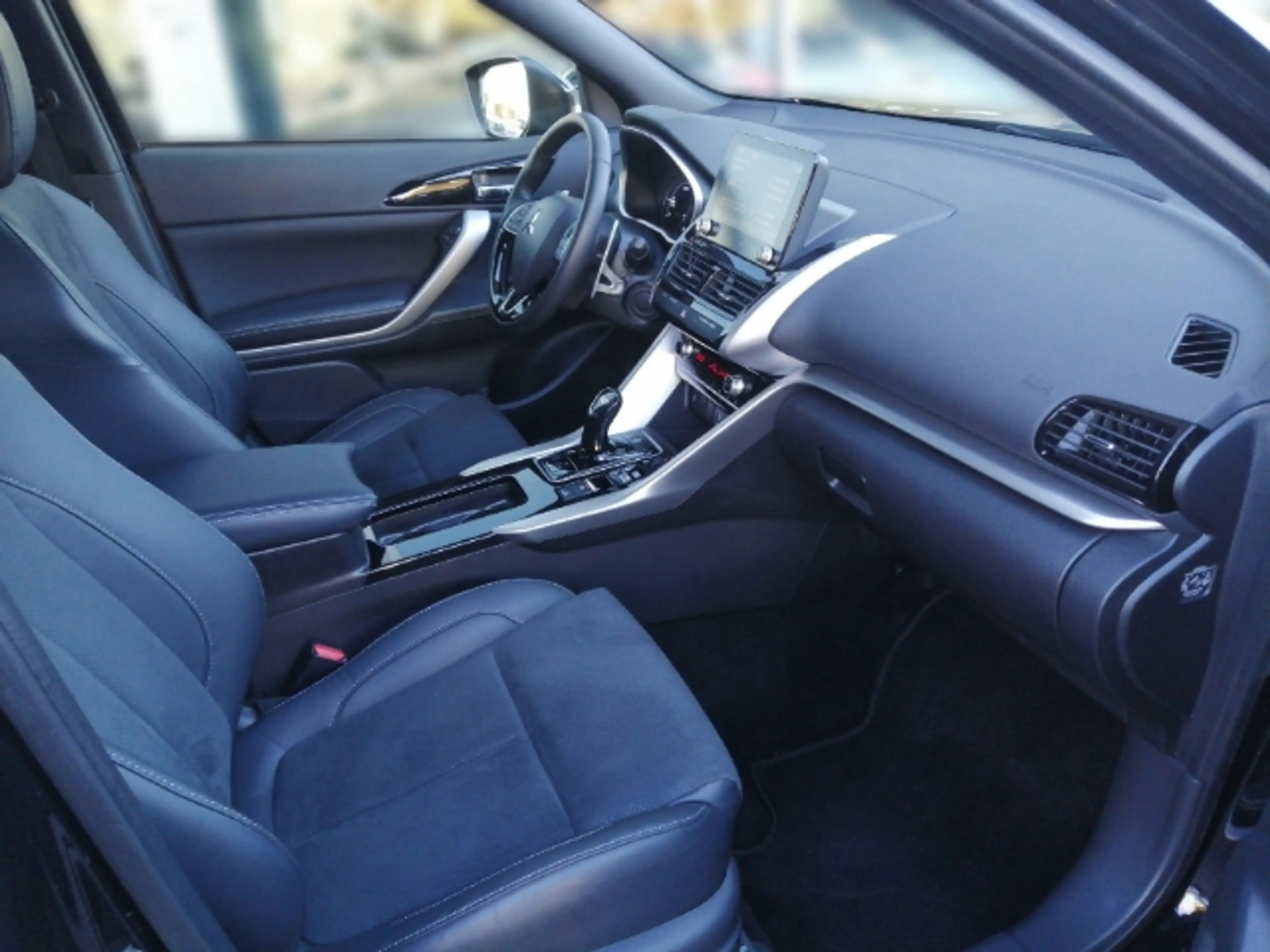 Mitsubishi Eclipse Cross Plus Select Hybrid 2.4 4WD Allwetter StandHZG Soun — photo 12