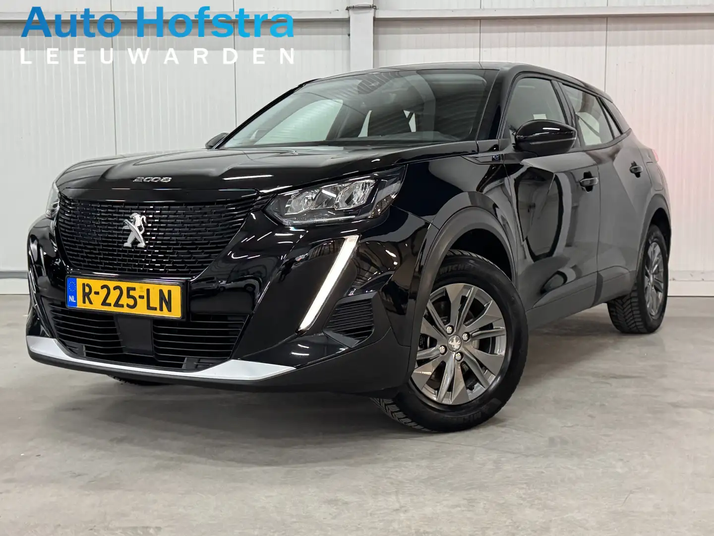 Peugeot e-2008 EV Active Pack 50 kWh APPLE/ANDROID CAMERA NAVI CL Zwart - 1
