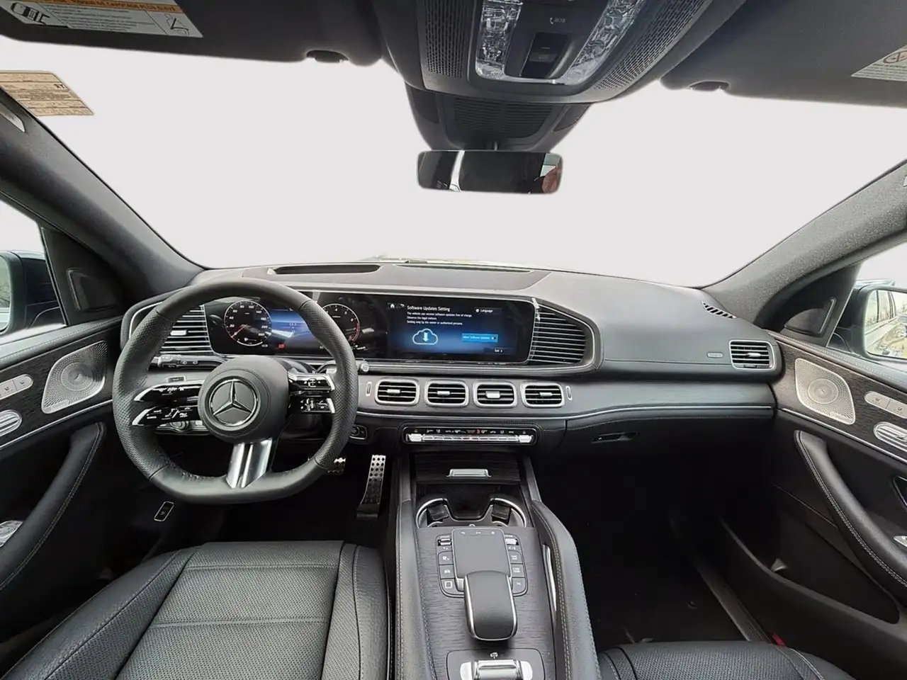 Mercedes-Benz GLS снимка Mercedes-Benz GLS