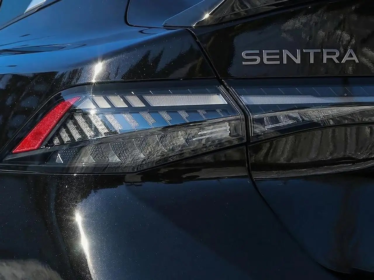 Nissan Sentra photo Nissan Sentra