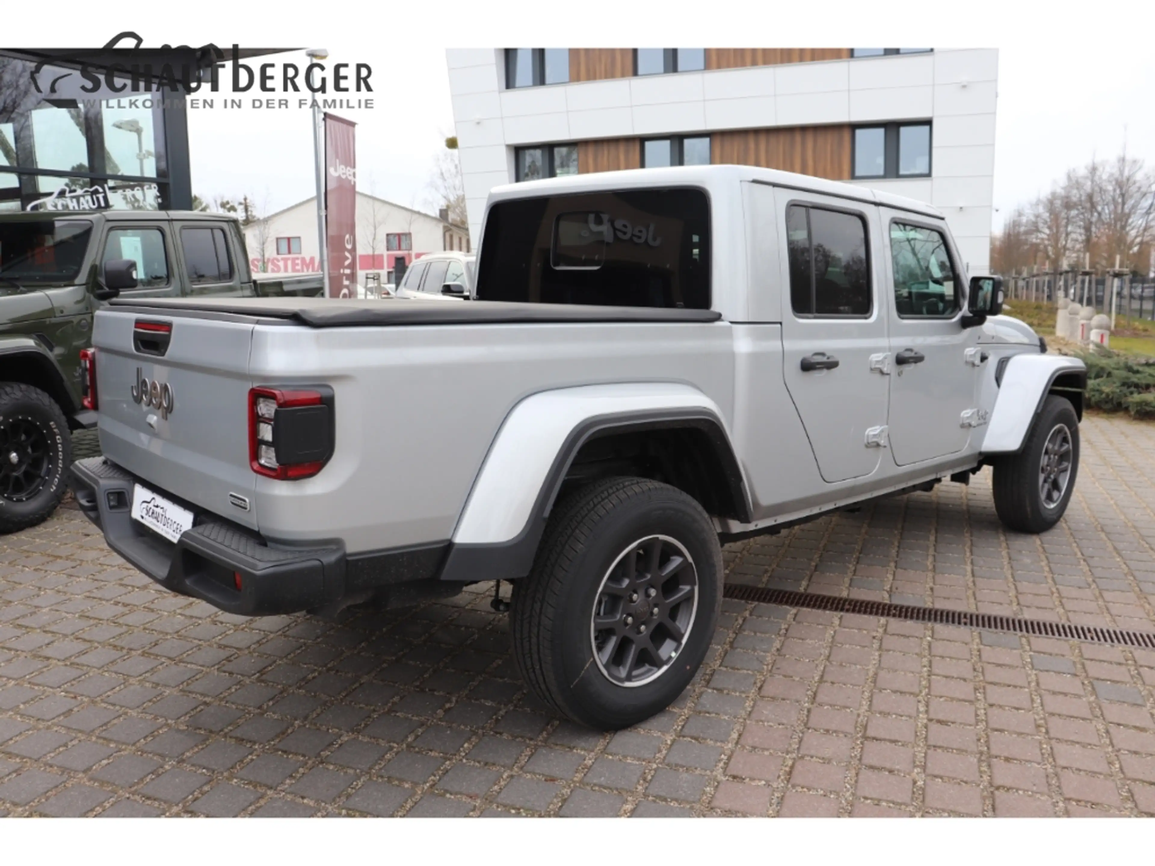 Jeep Gladiator Overland 4WD AHK, 3,5t AHK — photo 9