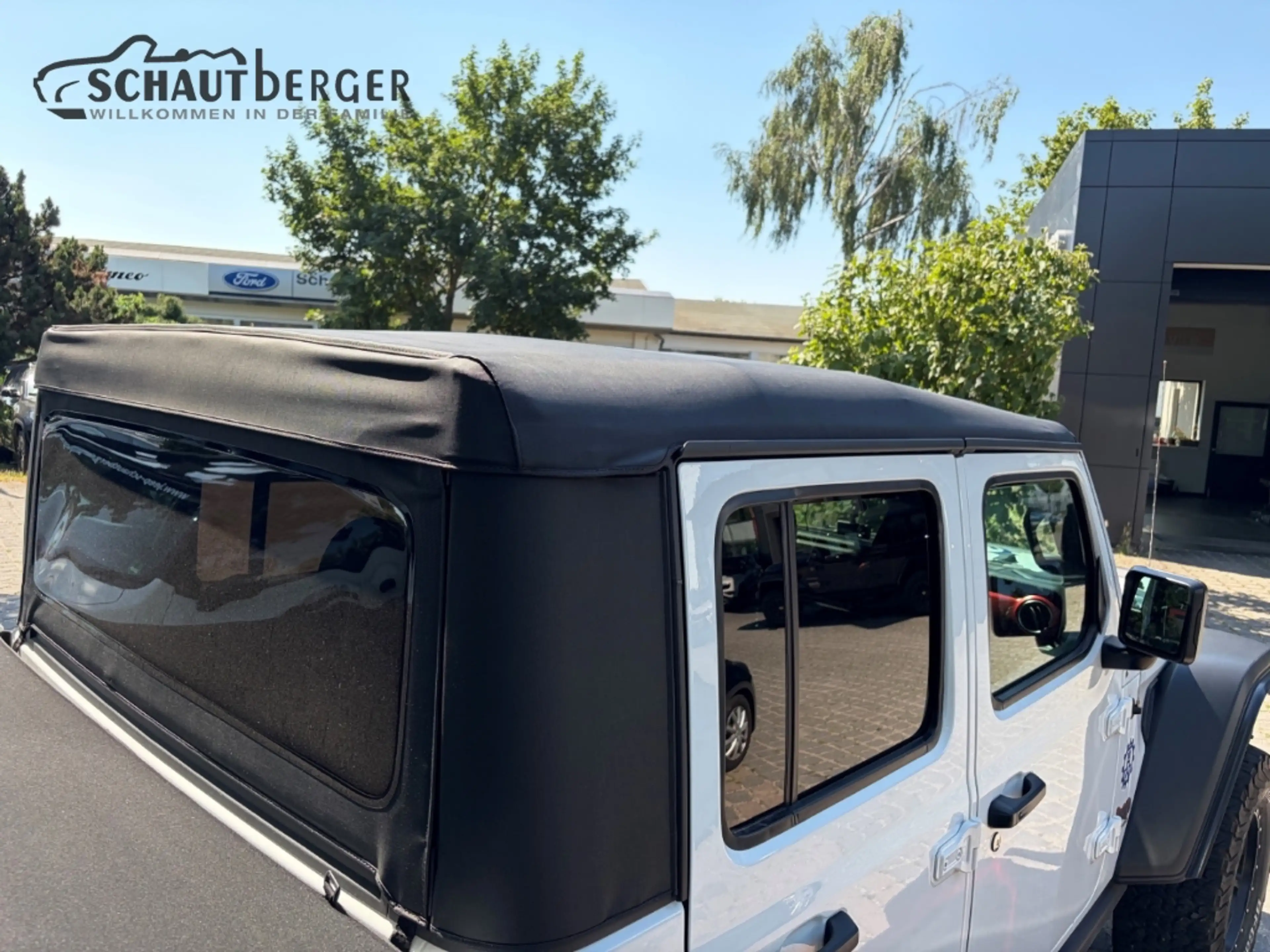 Jeep Gladiator Overland 4WD AHK, 3,5t AHK — photo 12