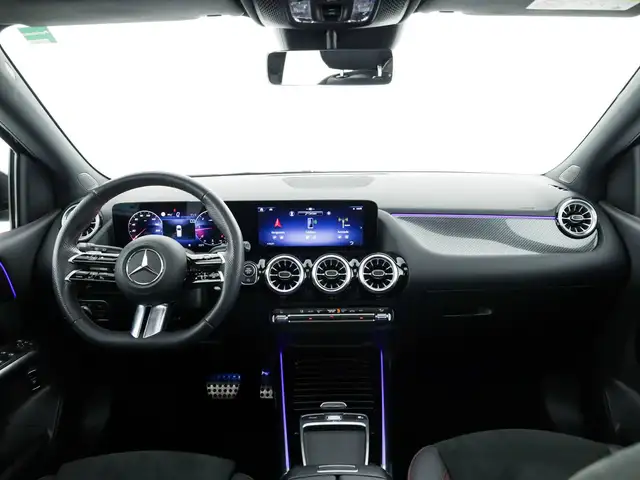 Mercedes-Benz B-Class view 9