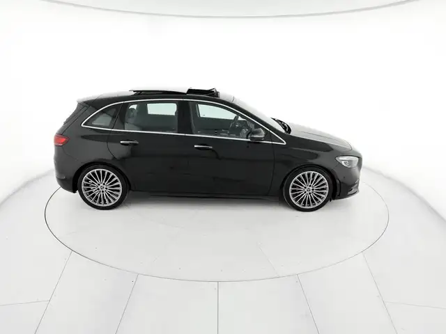 Mercedes-Benz B-Class view 5