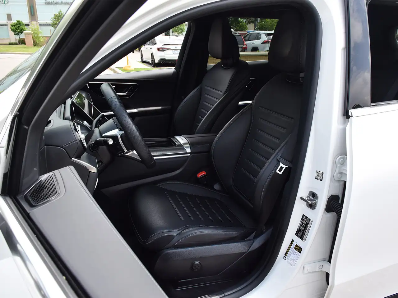 Mercedes-Benz GLC photo Mercedes-Benz GLC