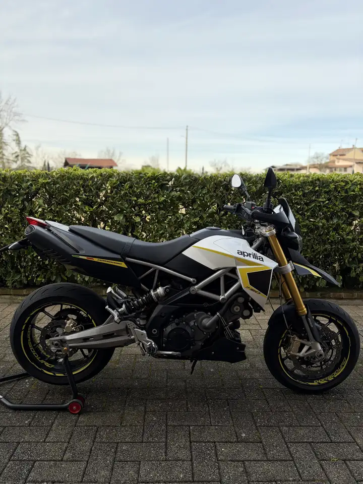 Aprilia Dorsoduro