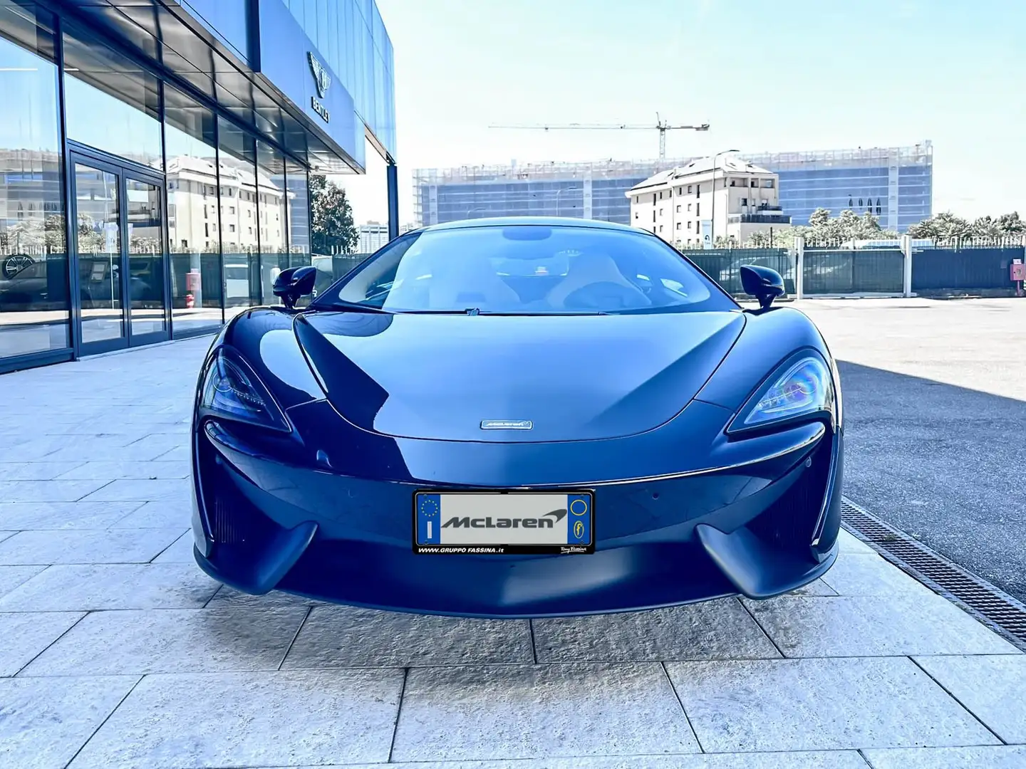 McLaren 540C Coupé - McLaren Milano Nero - 2