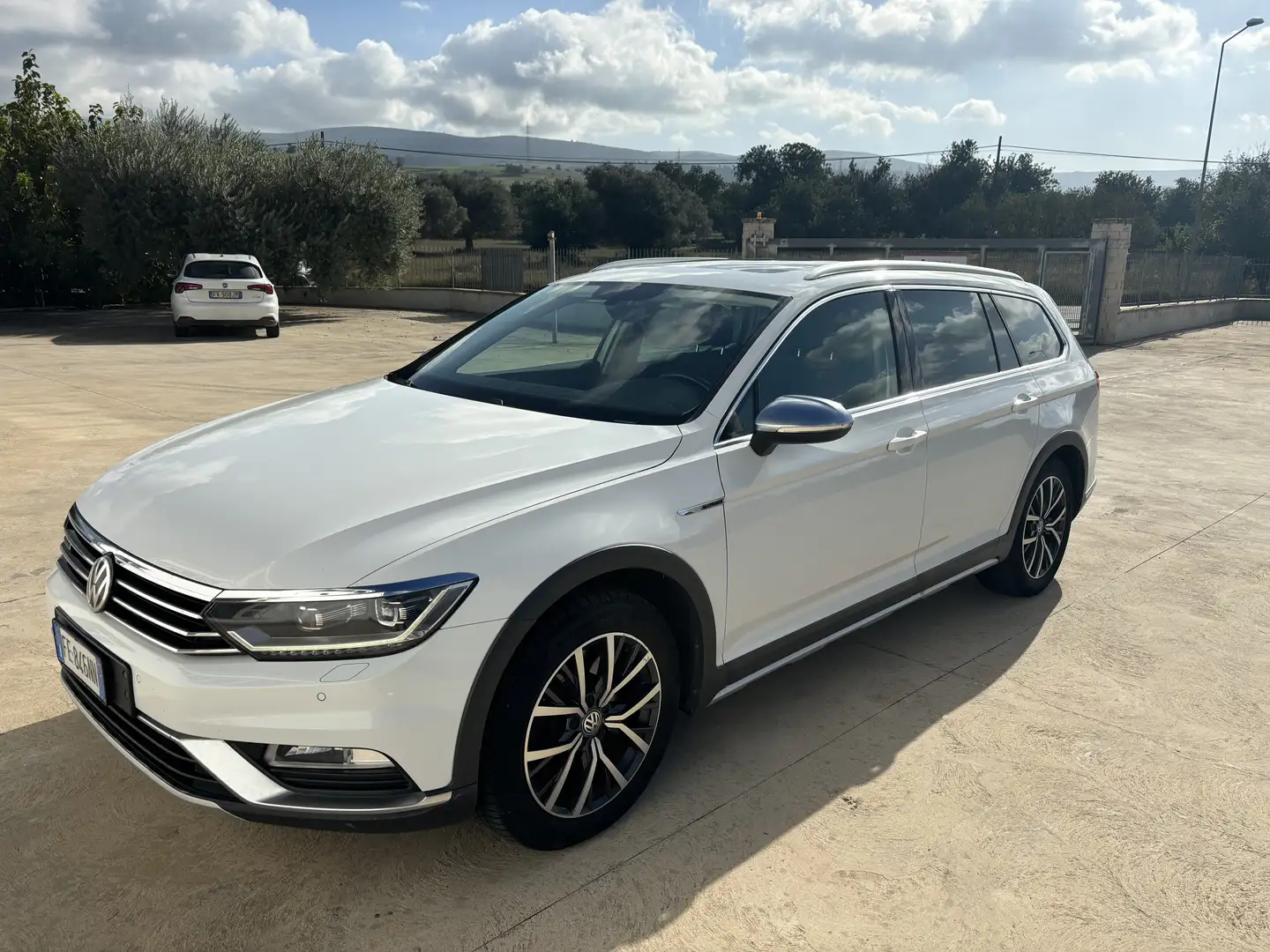 Volkswagen Passat Alltrack 2.0 bitdi 4motion 240cv dsg - 1