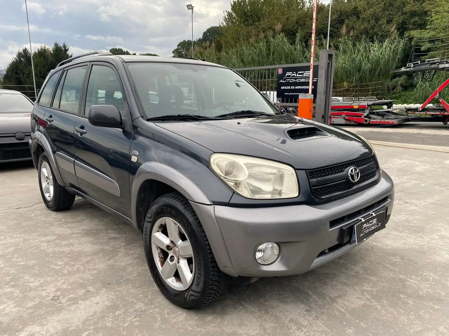 Toyota RAV 4 RAV4 5 PORTE 2.0 D-4D 16v 4X4 VETRI ELETTRICI Grigio - 2