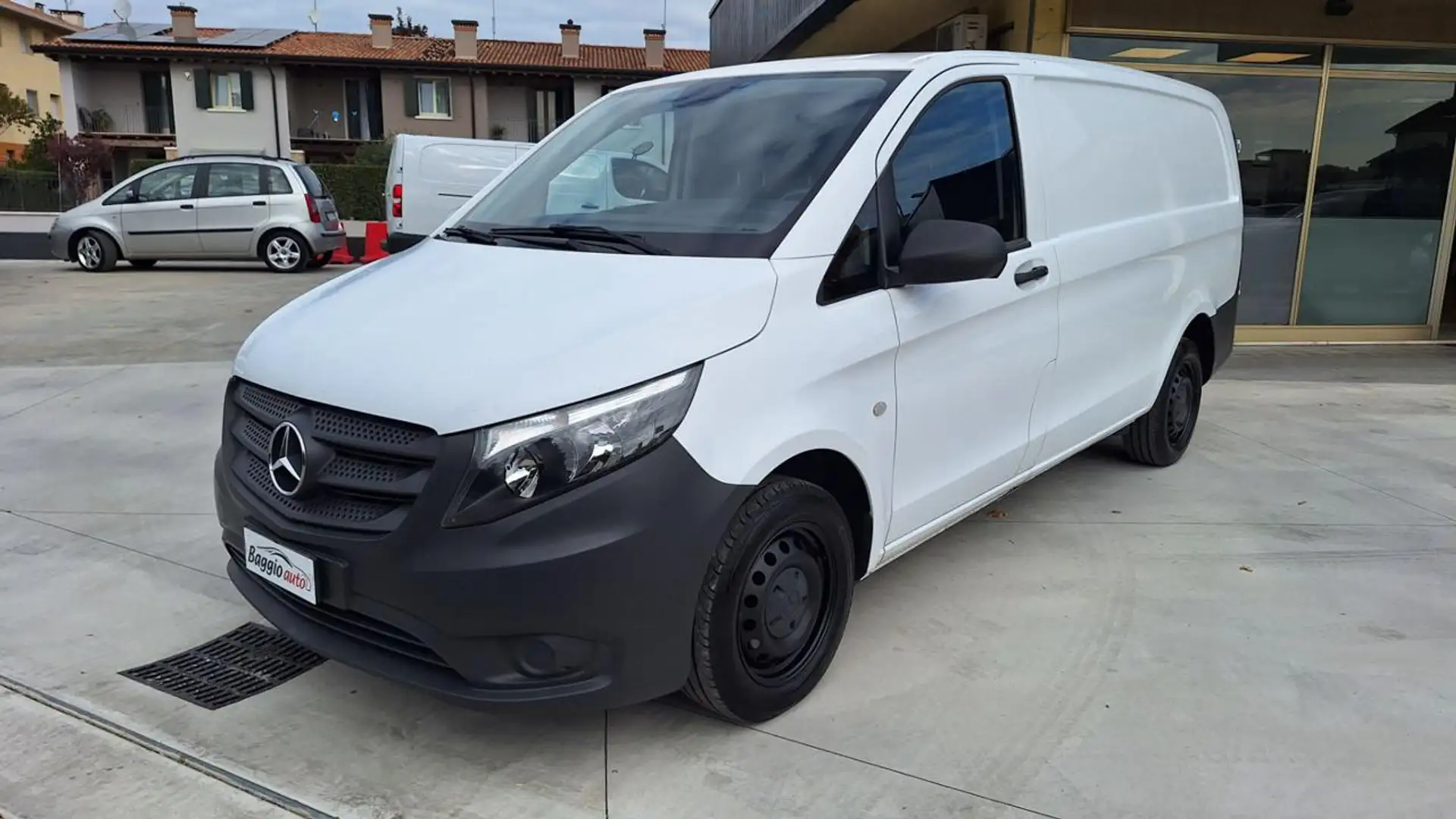 Mercedes-Benz Vito 1.7 114 CDI AUTOMATICO Furgone Long N°GG458 Blanco - 1